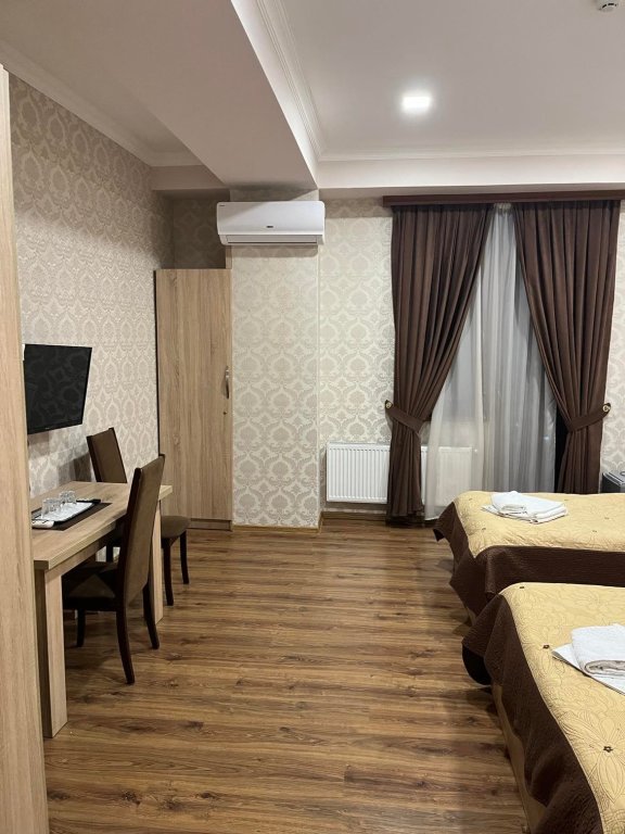 Spacious 2 bedroom apartment
