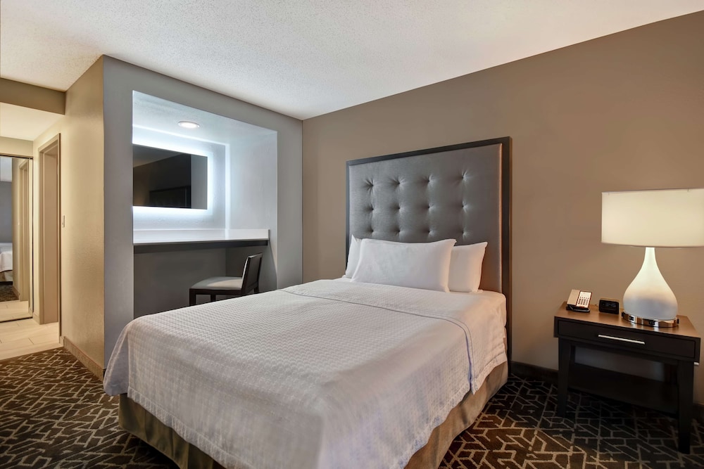 Homewood Suites by Hilton Edgewater NYC Area - photo 13