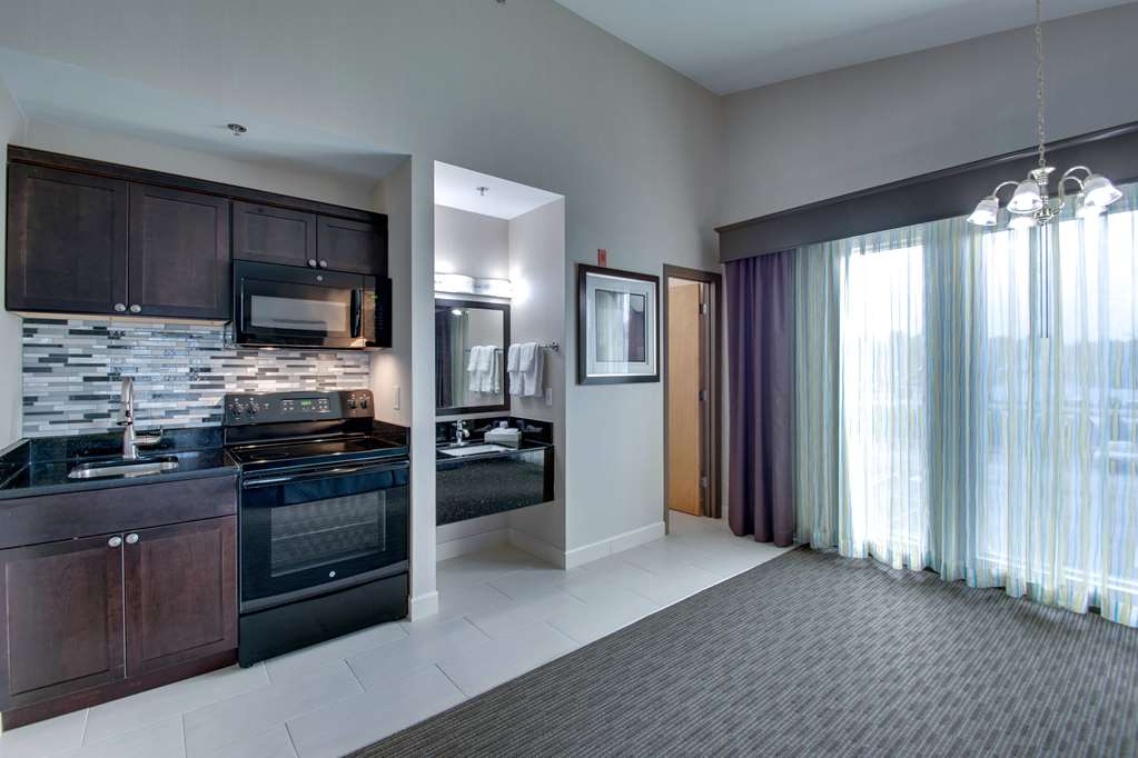 Best Western Plus The Inn at Hampton - photo 15