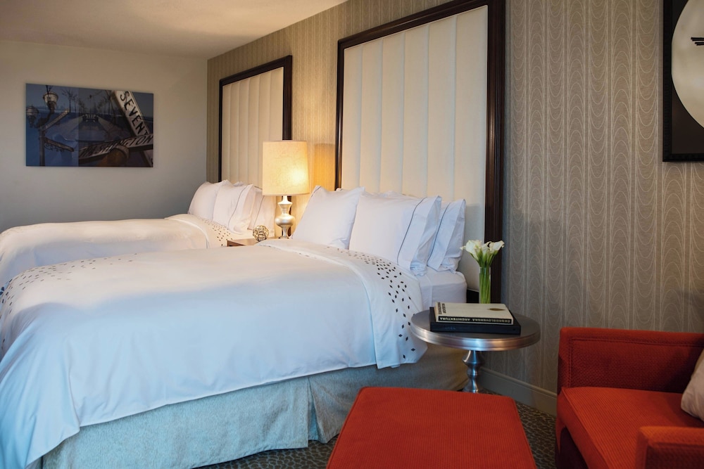 Renaissance Newark Airport Hotel - photo 17