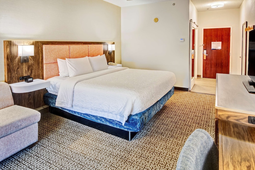 Hampton Inn Van Buren - photo 9