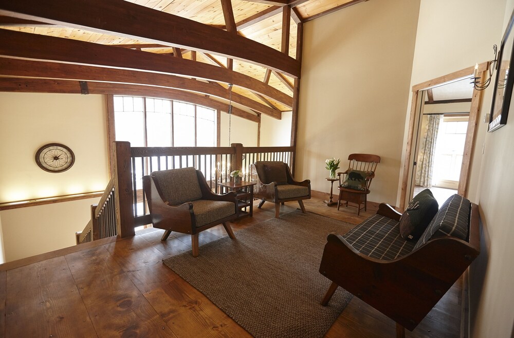 Seesaw's Lodge - photo 37