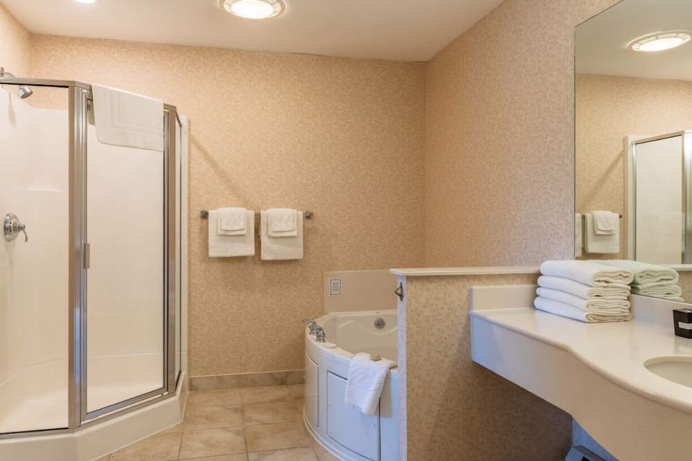 Ogunquit Hotel & Suites - photo 47