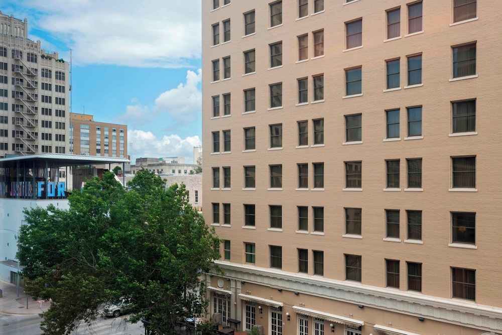 Aloft Austin Downtown - photo 17