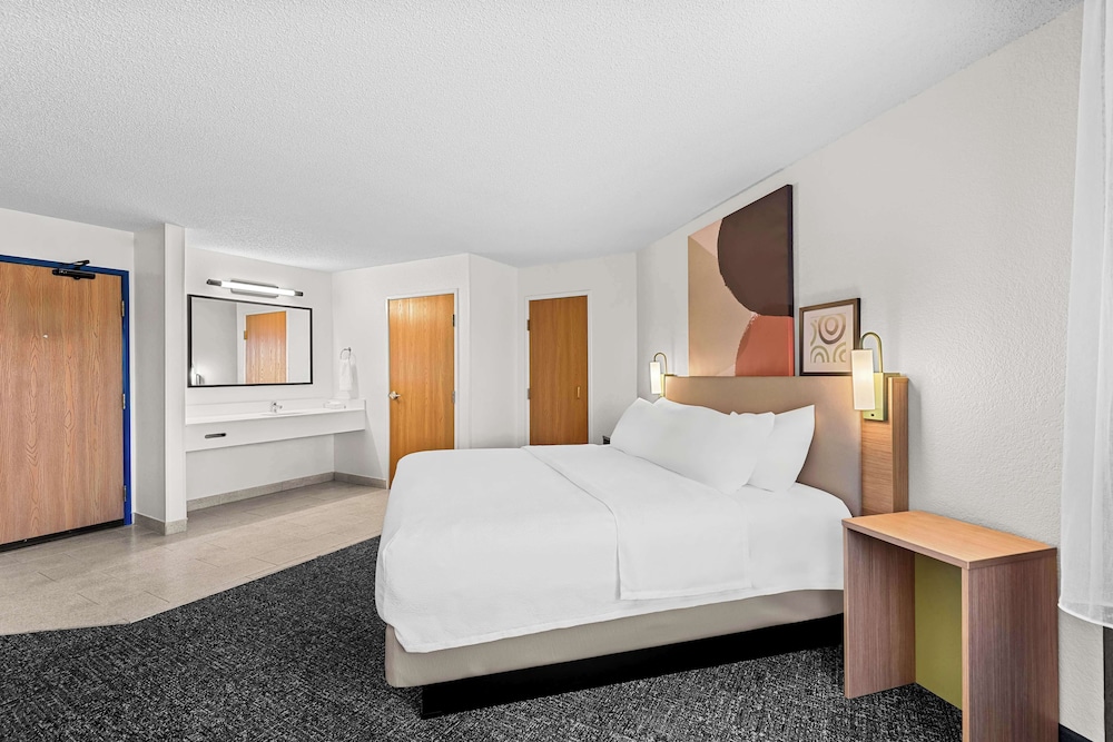Spark by Hilton Cedar Falls - photo 8