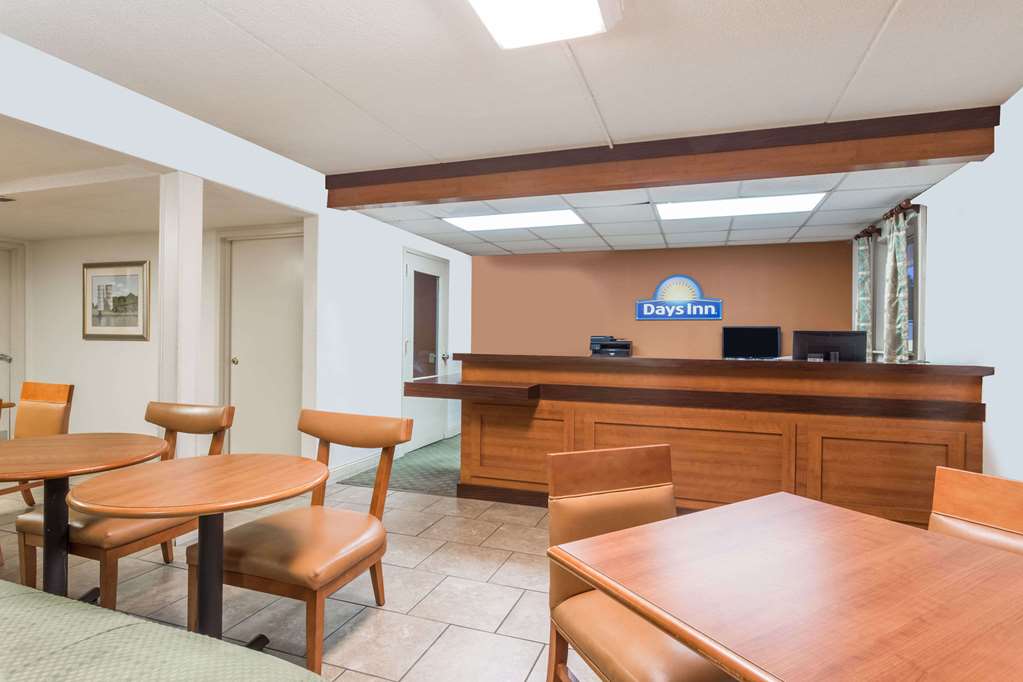 Days Inn by Wyndham Tappahannock - photo 4