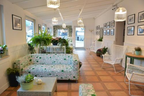 Folwark Leszczynówka in Budzow, Poland