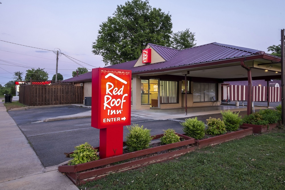 Red Roof Inn Starkville University - photo 30