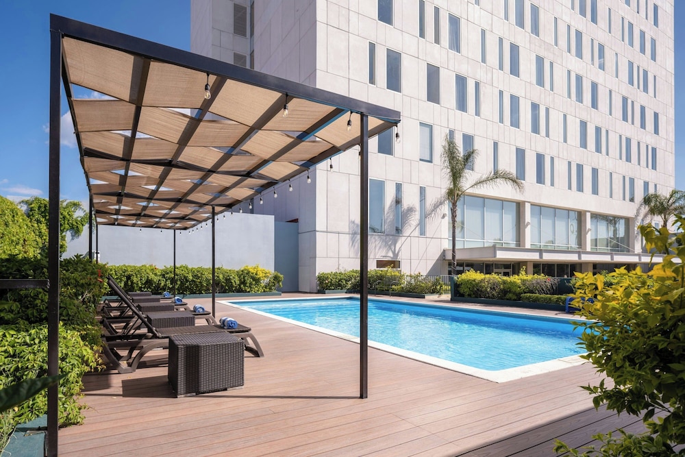 Courtyard by Marriott Leon at the Poliforum