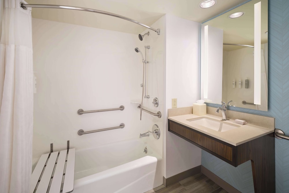 Hilton Garden Inn Houston Bush Intercontinental Airport - photo 18