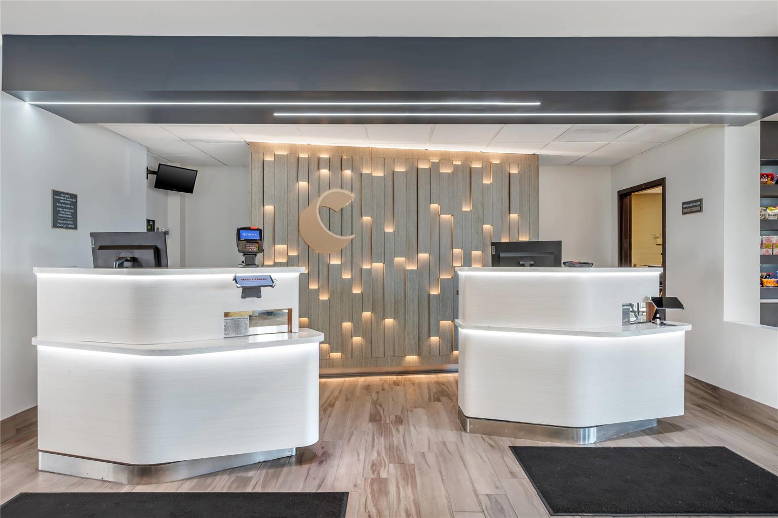 Comfort Inn & Suites Arlington Heights Buffalo Grove - photo 6