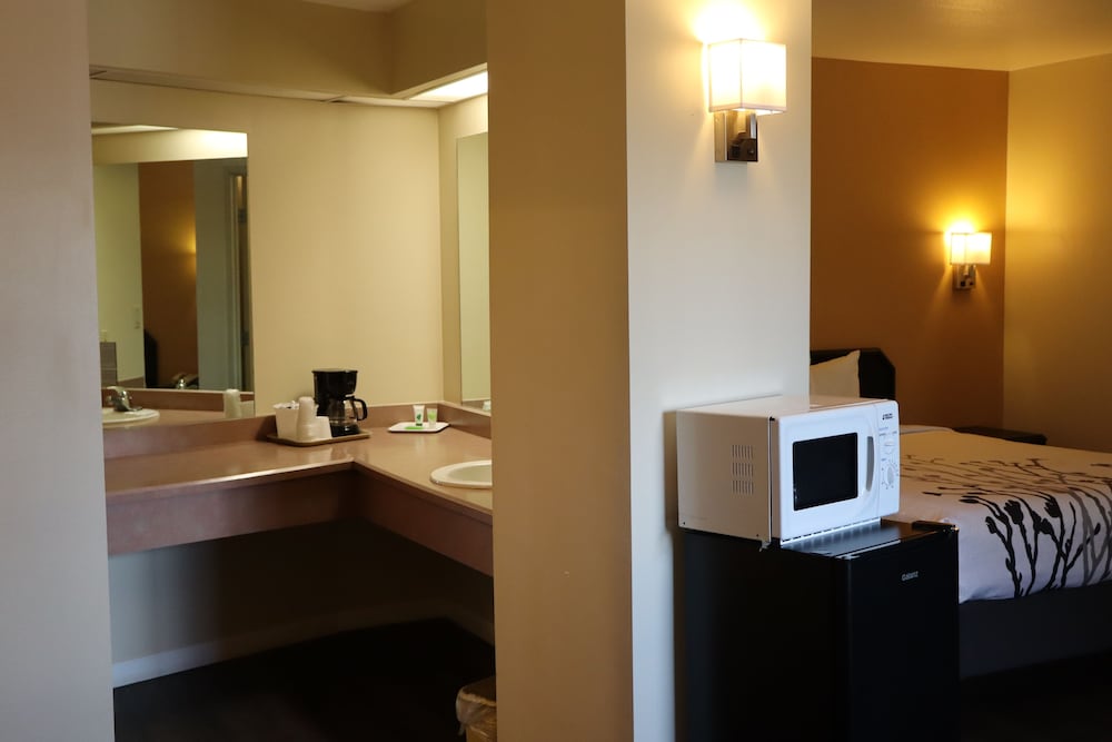 Black Canyon Motel - photo 21