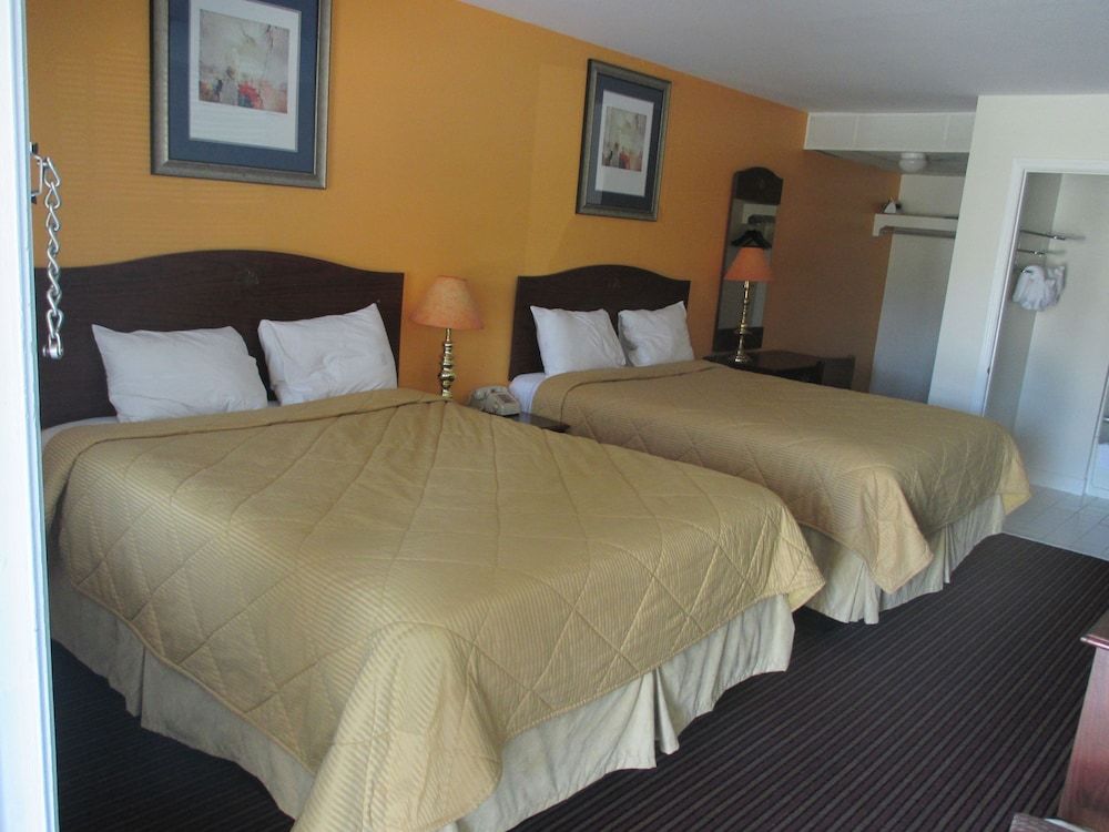 Plum Tree Inn - photo 10