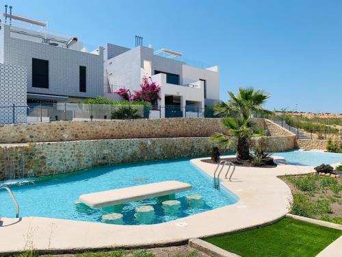 Coco — 4-Star Luxury Hotel in San Miguel De Salinas, Spain