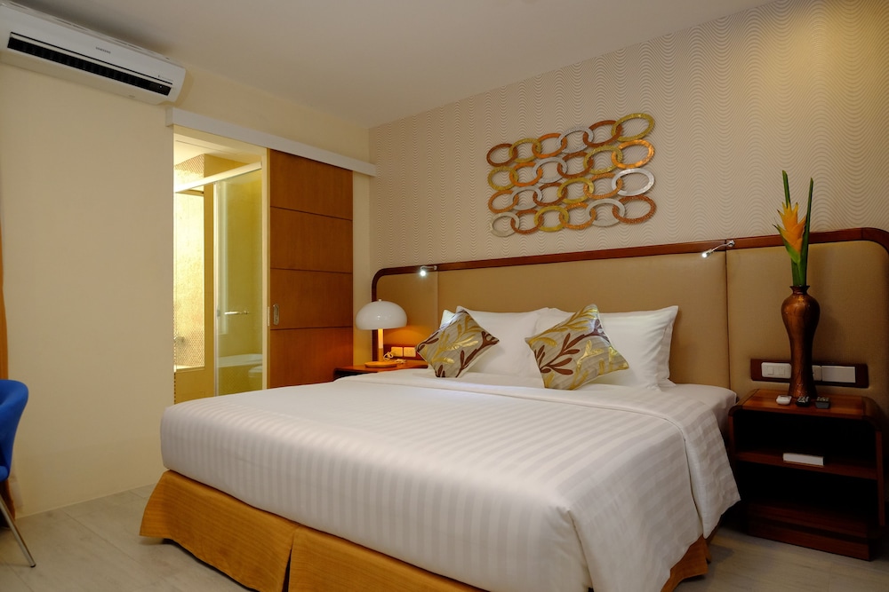 One Central Hotel — Cebu City — photo 2