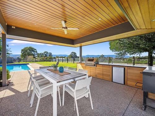 Hubbard Hill in Yarra Glen, Australia