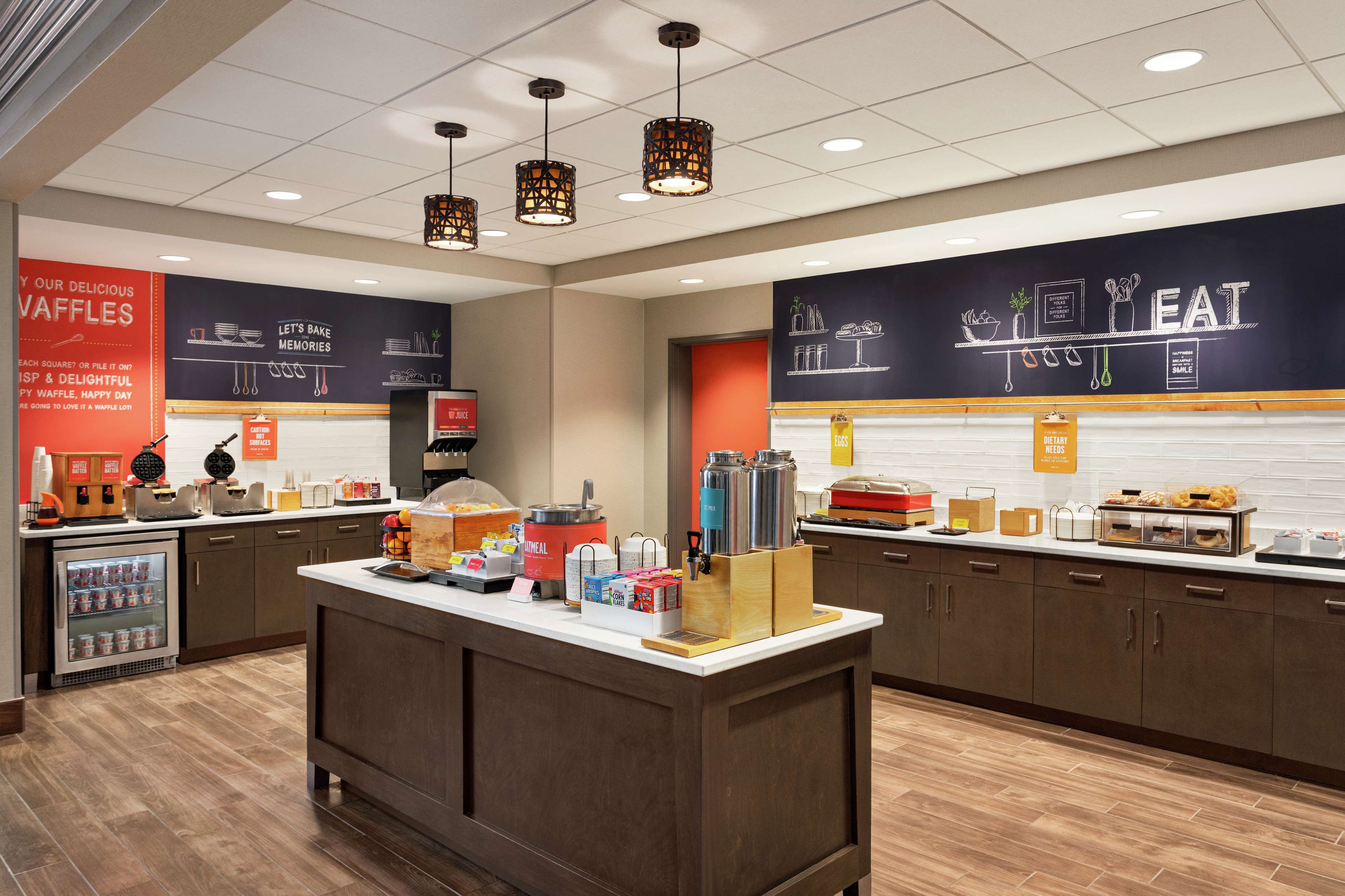 Hampton Inn & Suites Overland Park South - photo 11