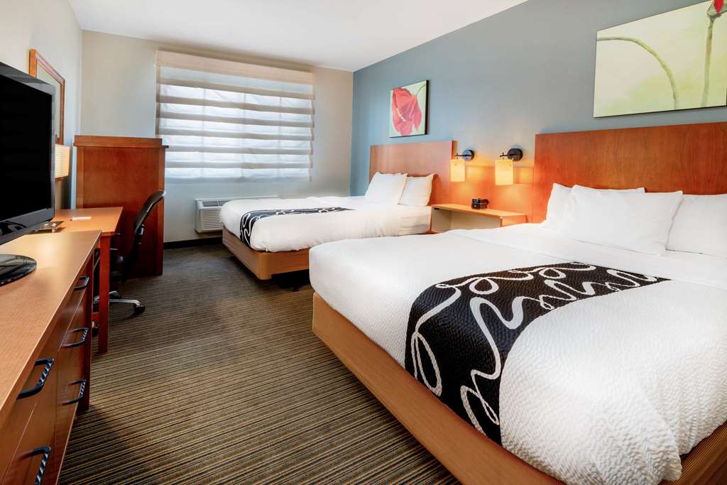 La Quinta Inn & Suites by Wyndham Helena - photo 18