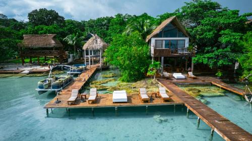 Xoot Kaana Villa Vista Laguna — 4-Star Luxury Hotel in Bacalar, Mexico