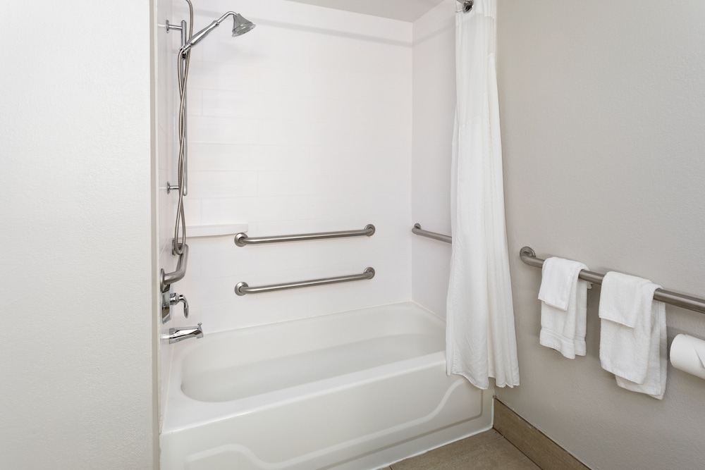Holiday Inn Express New Albany Louisville NW by IHG - photo 16