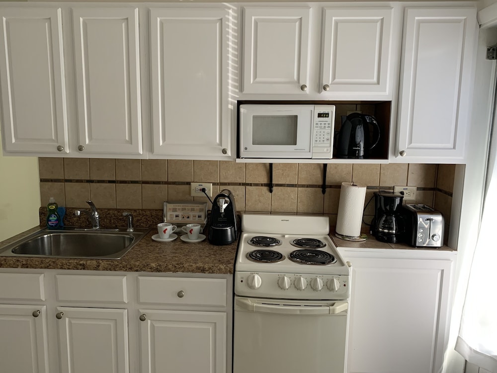 Tiana Beach Inn - photo 19