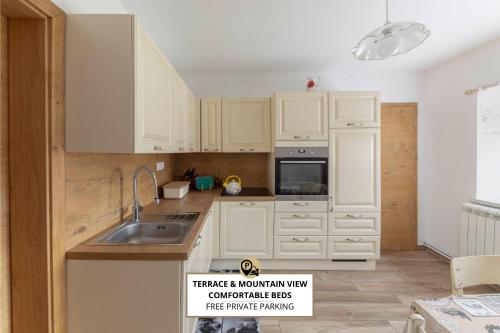 Počitniška Hiša Pr Martinovih in Postojna, Slovenia