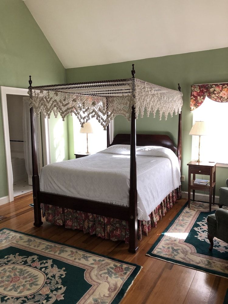 War Hill Inn - photo 18