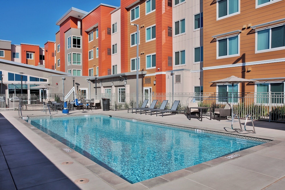 Residence Inn by Marriott Sacramento Davis - photo 32
