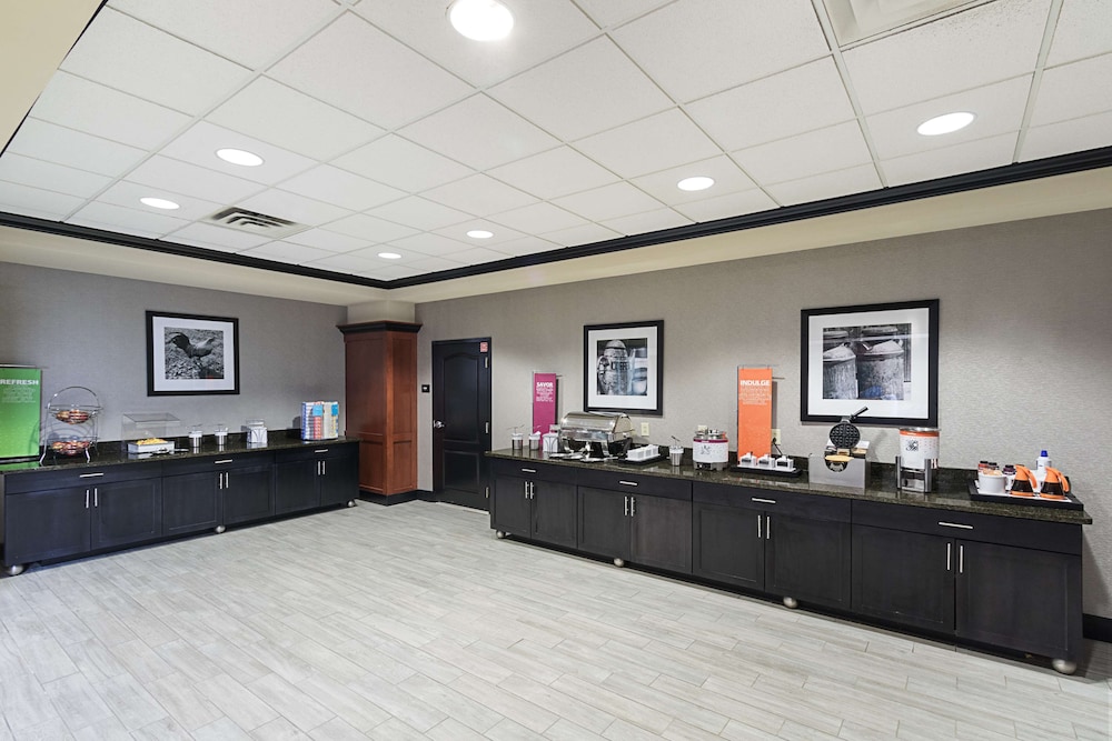 Hampton Inn & Suites Indianapolis Brownsburg - photo 29