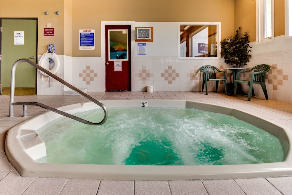 Fireside Inn and Suites - photo 43