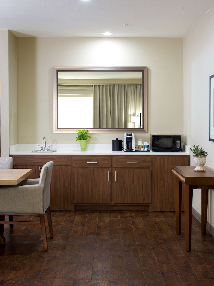 Hilton Garden Inn Longview - photo 26