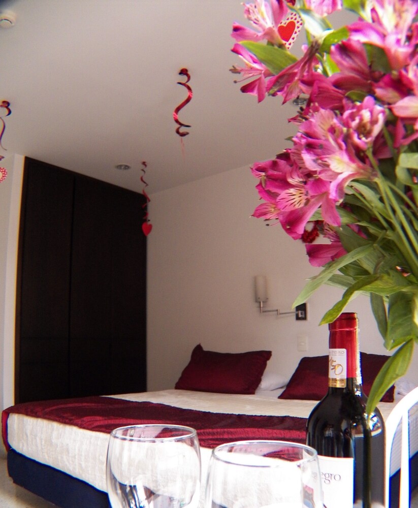 Casa Santa Monica Norte — 4-Star Luxury Hotel in Cali, Colombia