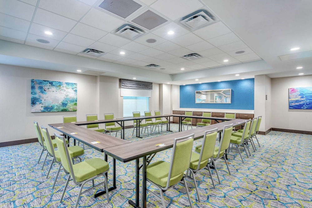 Hampton Inn & Suites Saraland Mobile - photo 32