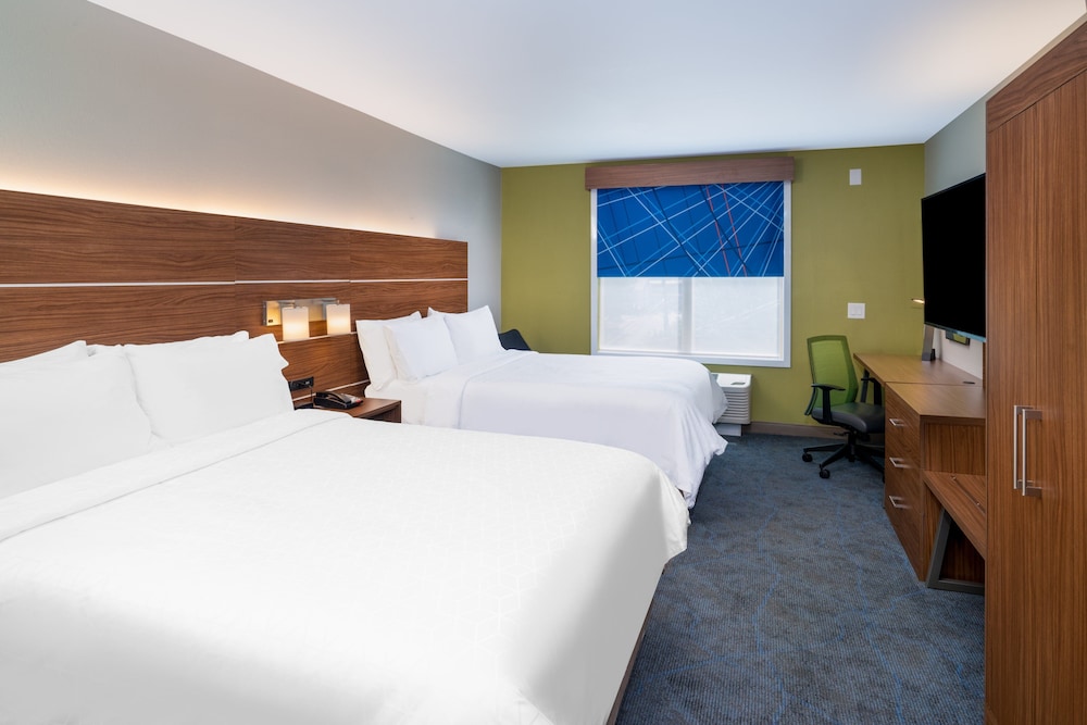 Holiday Inn Express And Suites Dahlonega University Area an IHG Hotel - photo 58