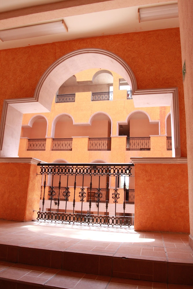 Hotel Colon — carbon neutral stay, San Juan De Los Lagos