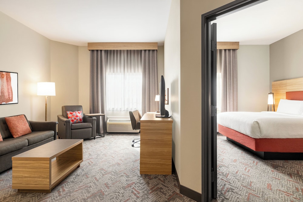 Candlewood Suites Mount Pleasant by IHG - photo 35