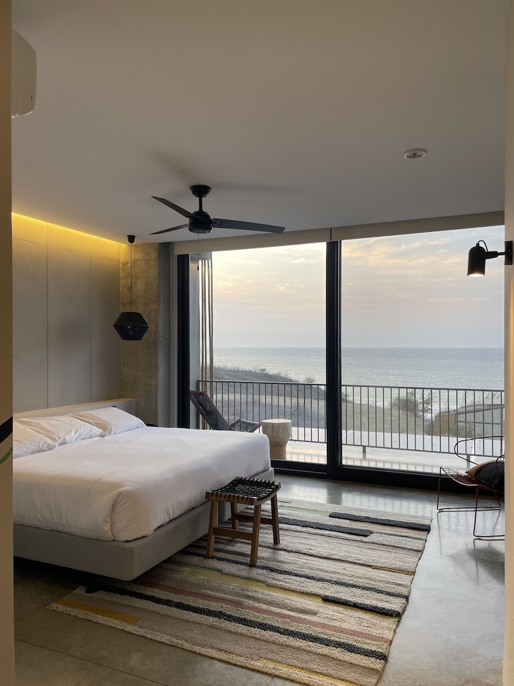 Eolia Sustainable Design Hotel — Manta — photo 5