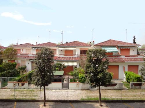 Apartment in Porto Santa Margherita 25688 — 4-Star Luxury Hotel in Caorle, Italy
