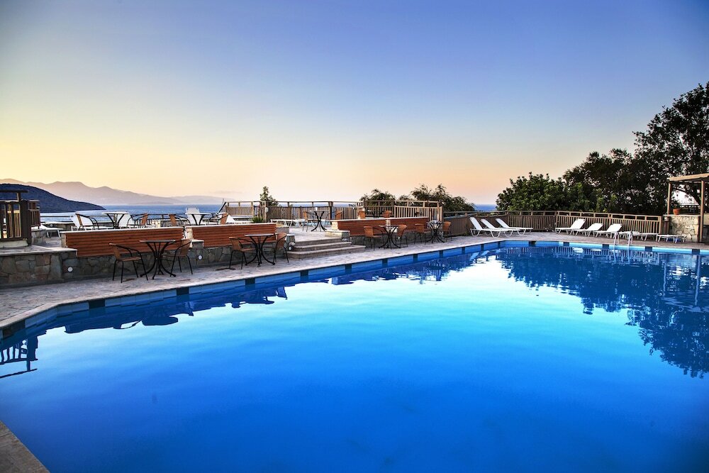 Elpida Family in Agios Nikolaos, Greece