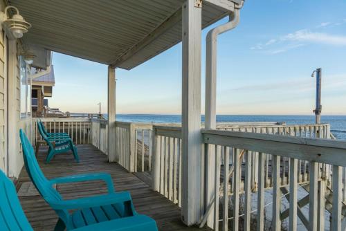 Diamond In The Rough by Oak Island Accommodations - photo 5