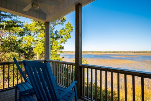 Intracoastal Views by Oak Island Accommodations - photo 43