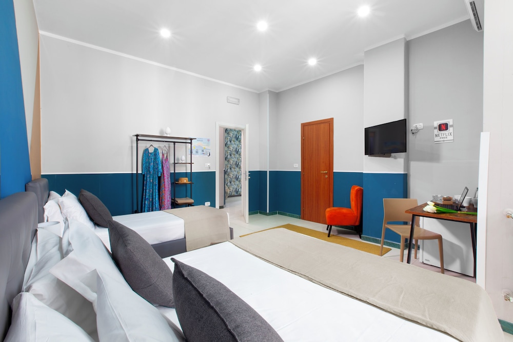Royal Rooms Station Napoli — 4-Star Luxury Hotel in Naples, Italy