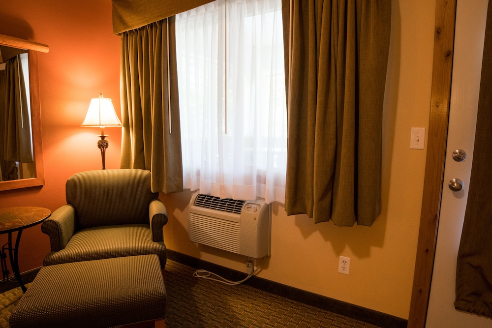 Silver Moon Inn - photo 42
