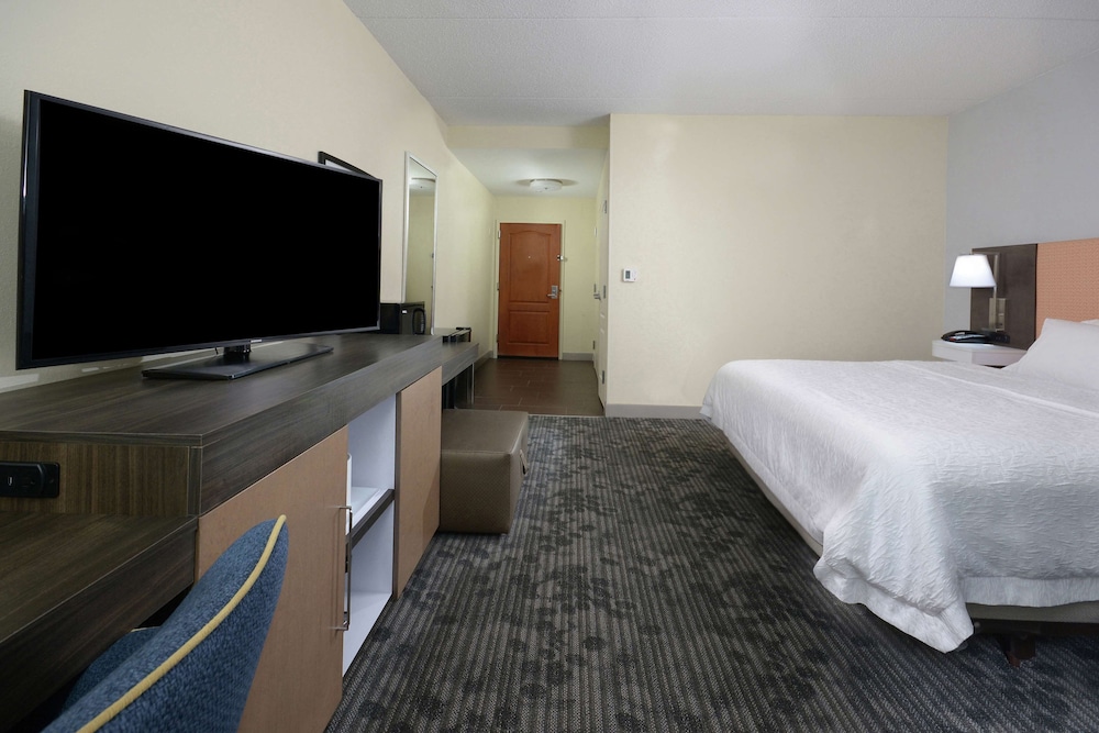 Hampton Inn & Suites Clinton I 26 - photo 7