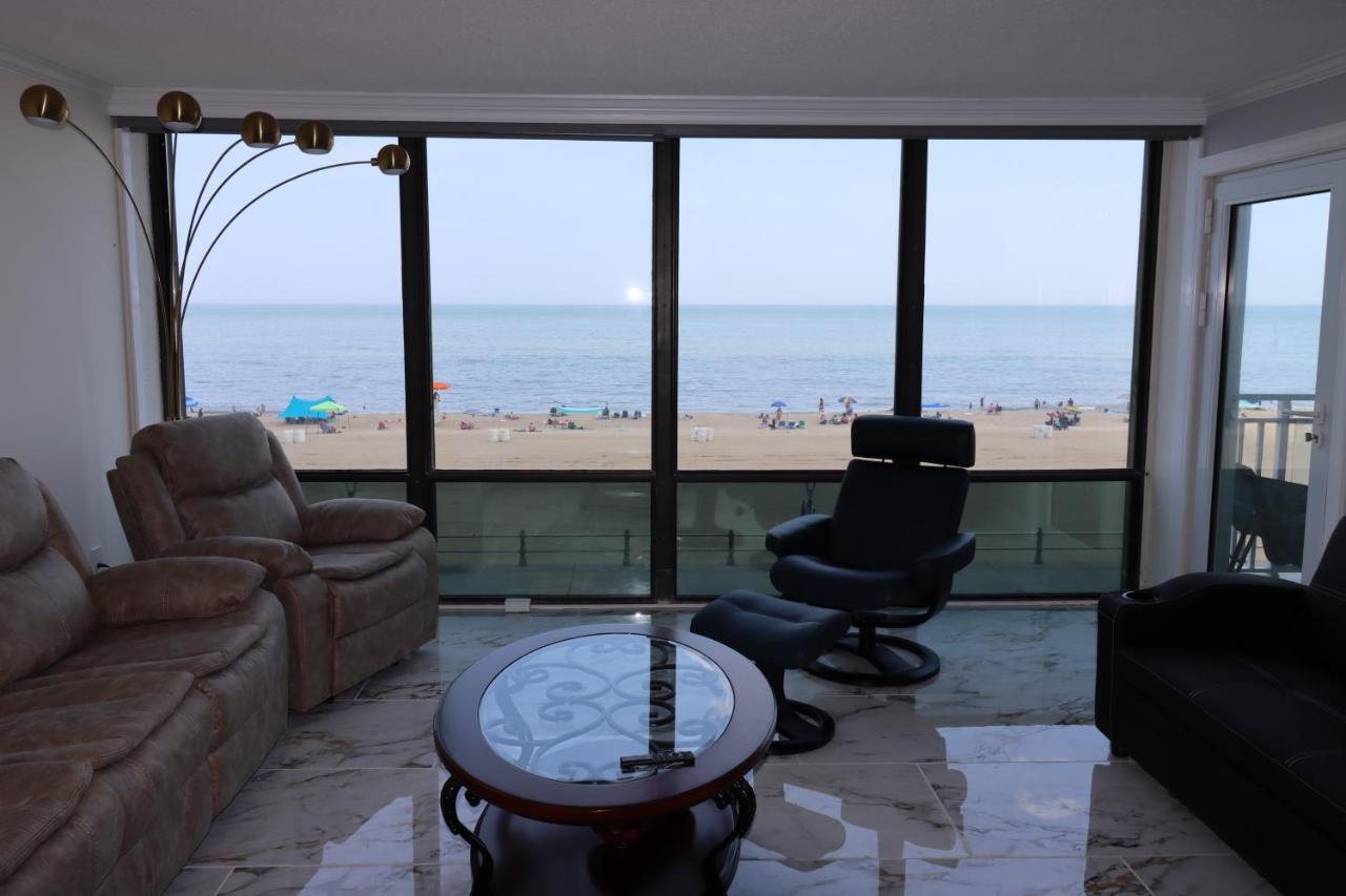 Beach Luxury Oceanfront — 4-Star Luxury Hotel in Virginia Beach, United States