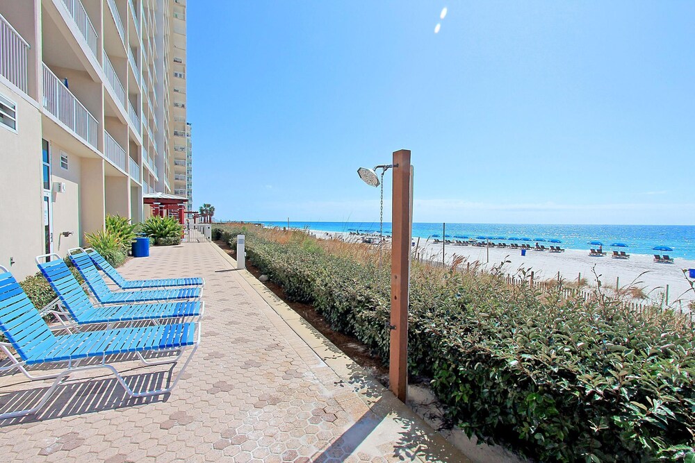 Majestic Beach Towers 1 609 - photo 35