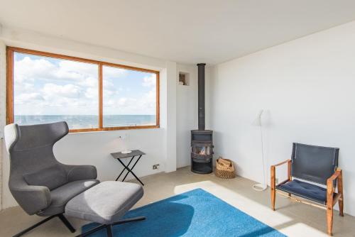 Coastguard Lookout by Bloom Stays — hotel in Lydd
