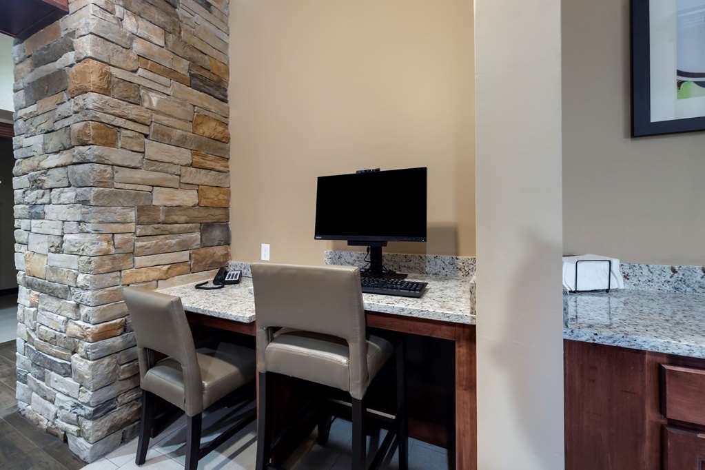 Comfort Inn & Suites Harrah - photo 29