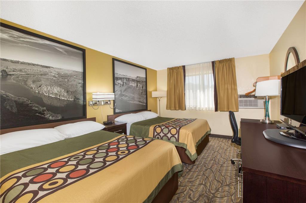 Super 8 by Wyndham Nampa - photo 9