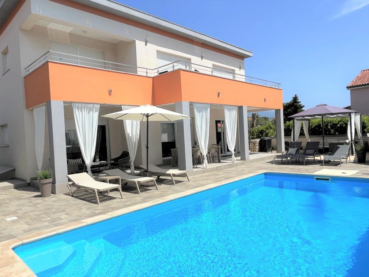 Holiday Villa Summer Escape on Island Rab — 4-Star Luxury Hotel in Rab, Croatia